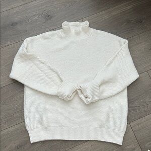 J. Crew Factory Mockneck Cable Sleeve Sweater Size Large EUC